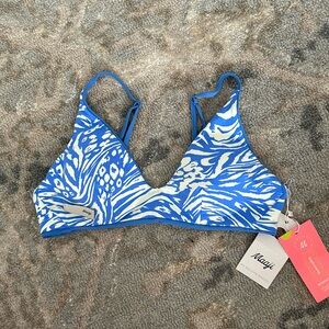 Maaji soft cup reversible bikini top size large NWT
